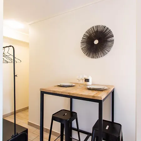 Appartement Magnificent Studio - 2p - Epinettes Paris